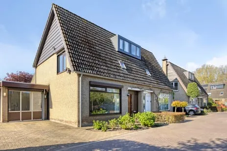Hoekwoning te koop: Ericastraat 32, Keijenburg Roosendaal