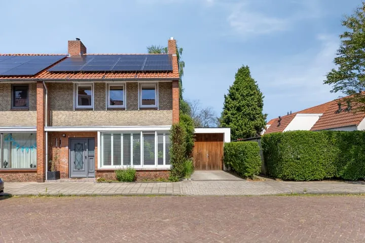 Hoekwoning te koop: Ericastraat 6, Eindhoven