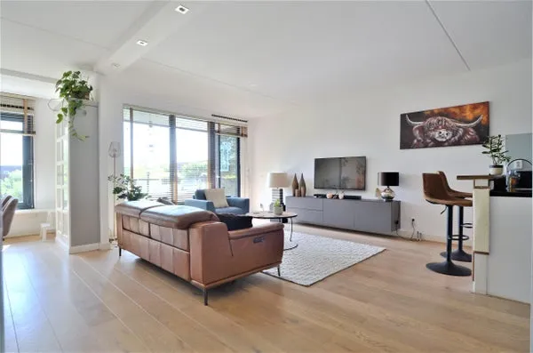 Woning te huur: Erich Salomonstraat, Ed Pelsterparkbuurt Amsterdam