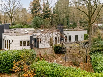 Tussenwoning te koop: Ermerzand 170, Verspreide huizen Erm Erm