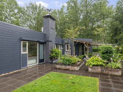 Hoekwoning te koop: Ermerzand 25, Verspreide huizen Erm Erm