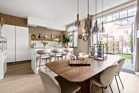 Tussenwoning te koop: Ernest Hemingwaypark 30, 'S-Gravenhage