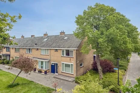 Hoekwoning te koop: Eroslaan 2, Planetenwijk Heerhugowaard