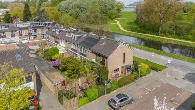 Hoekwoning te koop: Esdoornlaan 204, Rozenburg Rozenburg