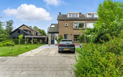 Semi-detached for sale: Esdoornlaan 21, Drentsebuurt Alblasserdam