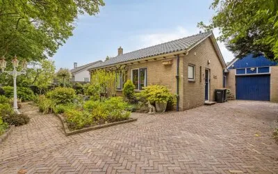 Vrijstaande woning te koop: Esdoornlaan 8, Abbekerk Centrum Abbekerk