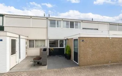 Tussenwoning te koop: Eshof 17, Molenwijk-Dries Gendt