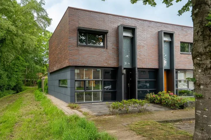 Hoekwoning te koop: Esmarkelaan 484, Eekmaat West Enschede