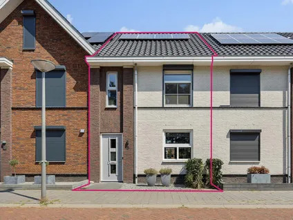 Tussenwoning te koop: Esperloop 5, De Hoef 2 Heesch