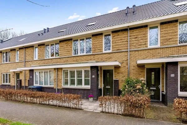 Woning te koop: Esselaar, Almere