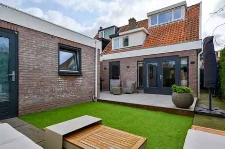 Twee-onder-één-kap te koop: Essenlaan 143, Zwanenburg Zuidoost Zwanenburg