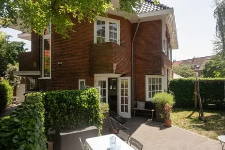 Twee-onder-één-kap te koop: Essenlaan 19, Bloemendaal Bloemendaal