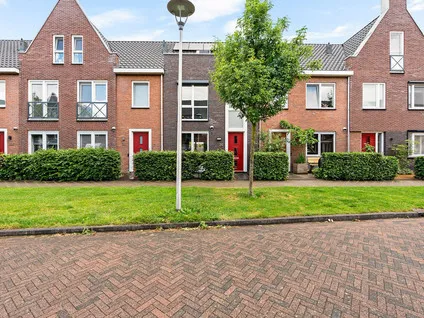 Tussenwoning te koop: Essenlaan 24, Het Groene Woud Woudenberg