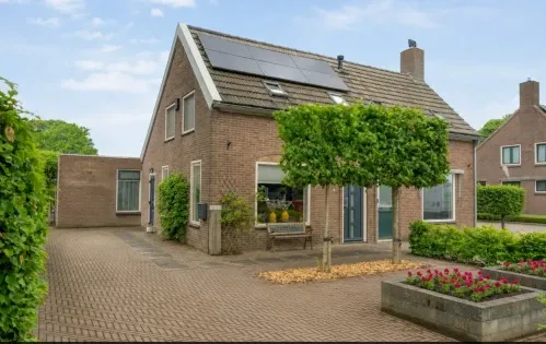 Twee-onder-één-kap te koop: Eswal 1, Rolde Rolde