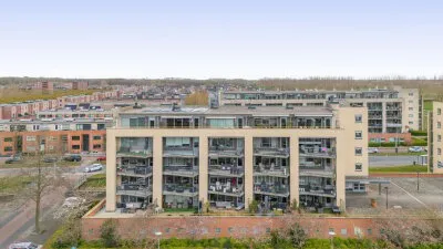 Appartement te koop: Etudestraat 33A, Hellevoetsluis
