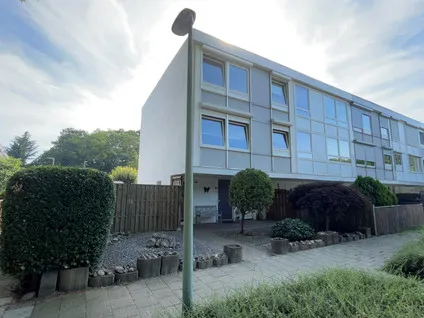 Hoekwoning te koop: Europalaan 1, Heerlerheide Kom Heerlen