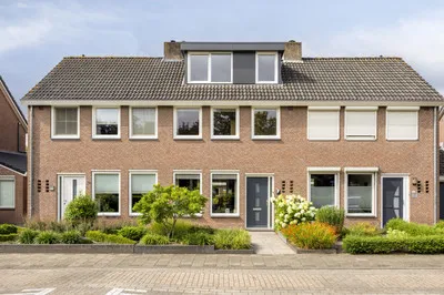 Tussenwoning te koop: Europalaan 139, Venne-West Drunen