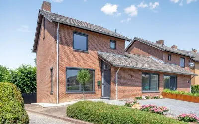 Semi-detached for sale: Europalaan 22, Obbicht Obbicht