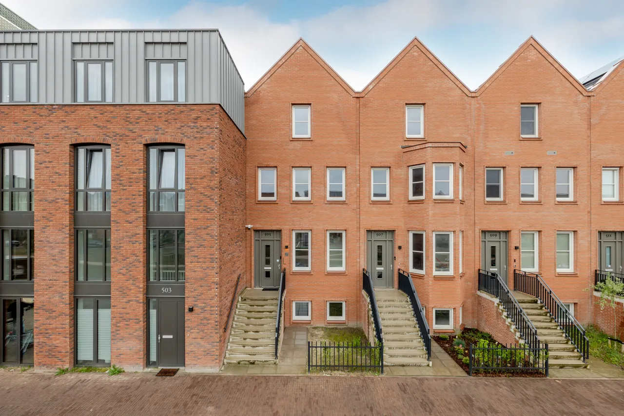 Tussenwoning te koop: Europalaan 505, Almere