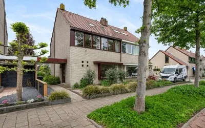 Twee-onder-één-kap te koop: Europalaan 89, Dorrestein-Zuid Nieuwerkerk Aan Den Ijssel