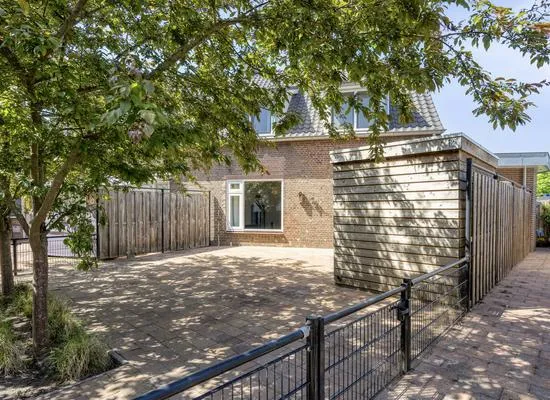 Tussenwoning te koop: Europaplein 10, Elst centrum Zuidzijde Elst