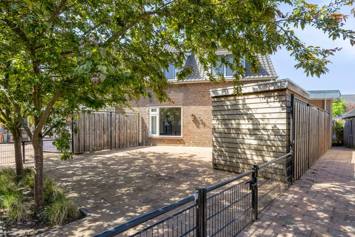 Tussenwoning te koop: Europaplein 10, Elst centrum Zuidzijde Elst (Ge)