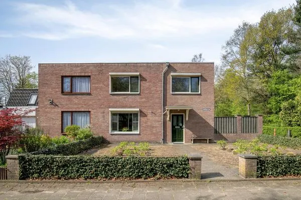 Hoekwoning te koop: Europaplein 19, Batadorp Best