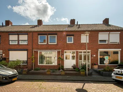 Tussenwoning te koop: Europastraat 4, Ossendrecht