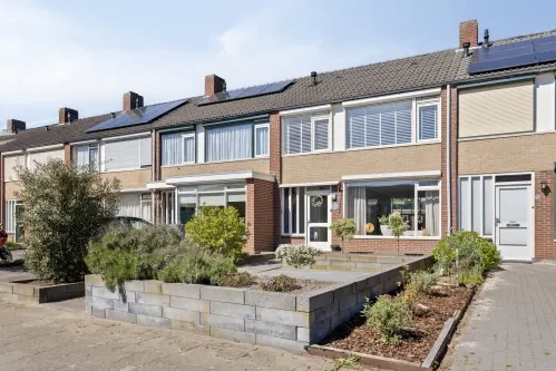 Tussenwoning te koop: Europaweg 13, Aalten-kern Oost Aalten
