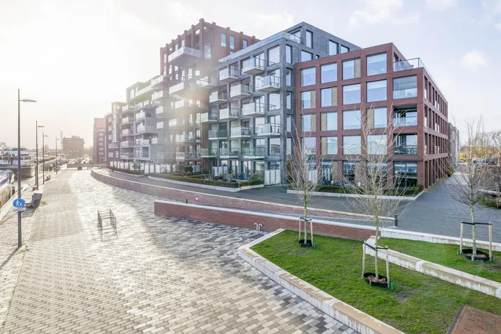 Appartement te koop: Euryzakade 104, Euryza Zwijndrecht
