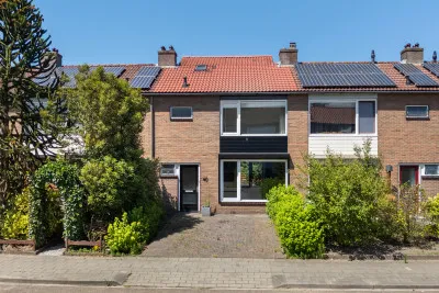 Tussenwoning te koop: Evekinkweg 40, Wekerom dorp Wekerom