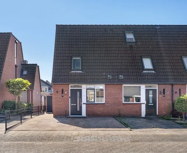 Hoekwoning te koop: Everlaan 51, Centrum Lunteren Lunteren