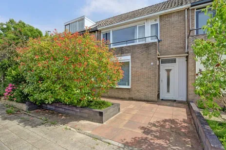Tussenwoning te koop: Evertsenstraat 54, Dorp Hendrik-Ido-Ambacht