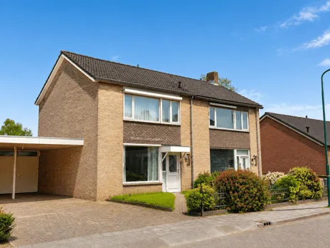 Semi-detached for sale: Eviestraat 9, Eviestraat-Vlasstraat e.o. Riethoven