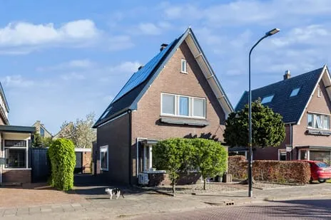Detached house for sale: Fabriekstraat 50, Brinkhorst Apeldoorn