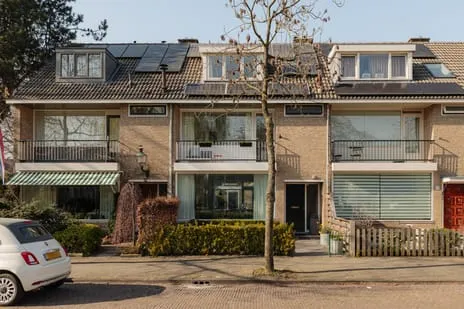 Tussenwoning te koop: Fabritiuslaan 15, Groot Deijleroord en Ter Weer Wassenaar