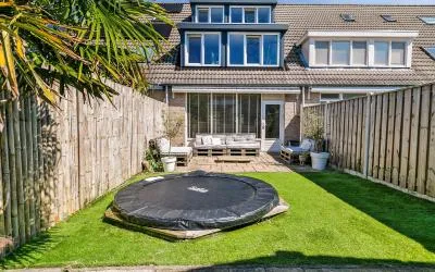 Tussenwoning te koop: Fagotstraat 31, Muziekwijk N.-Midden Almere