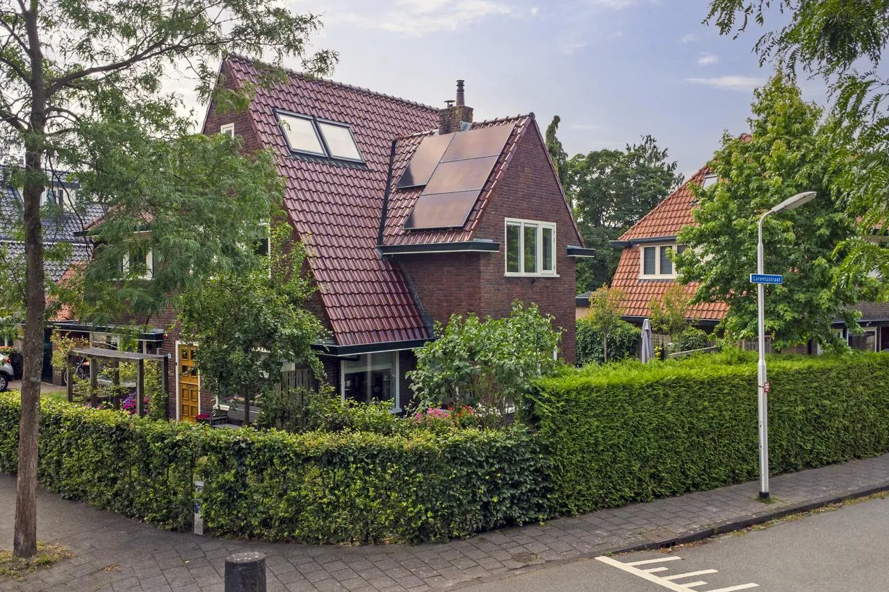 Twee-onder-één-kap te koop: Fahrenheitstraat 17, Amersfoort
