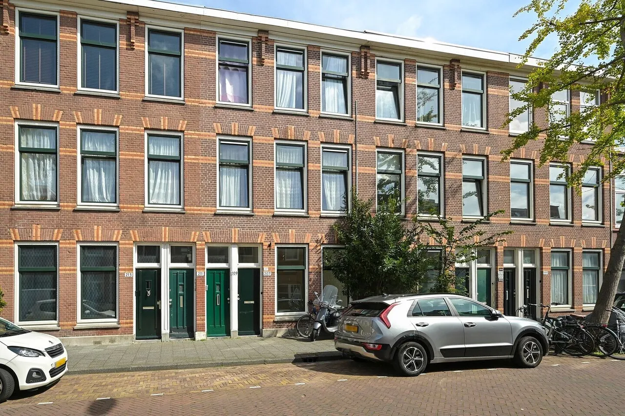 Studio te koop: Fahrenheitstraat 207, 'S-Gravenhage