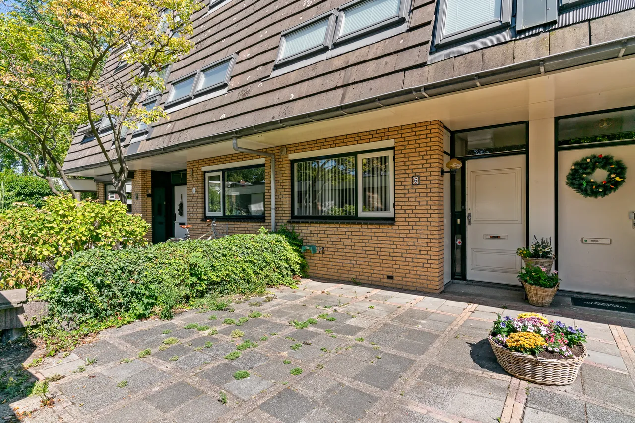 Tussenwoning te koop: Fakkelgras 6, Leiden