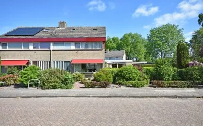 Twee-onder-één-kap te koop: Falkejacht 2, Hurdegaryp Hurdegaryp