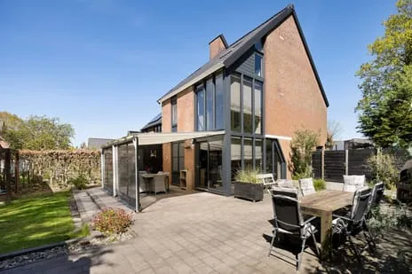 Twee-onder-één-kap te koop: Fam. Levitusstraat 1, Muntendam-west Muntendam