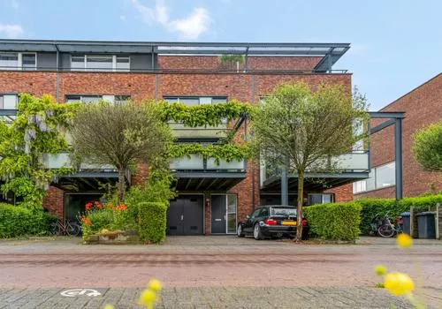 Terraced house for sale: Fanny Blankers-Koenstraat 93, Bakenhof Arnhem