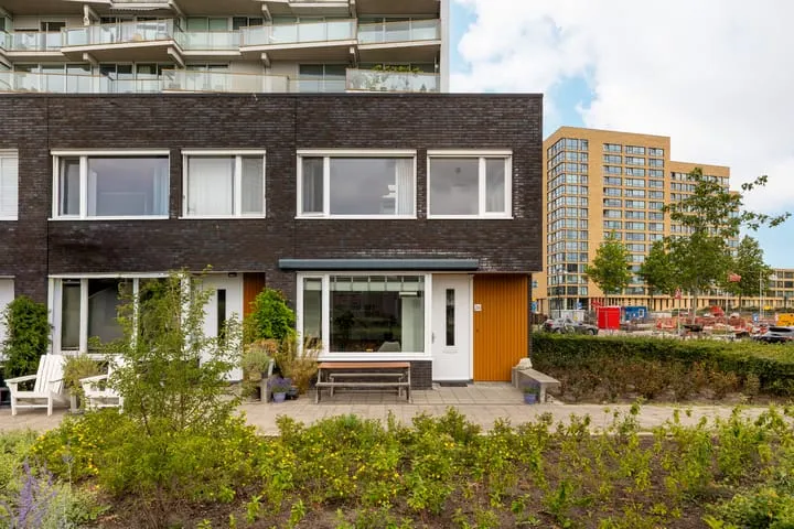 Hoekwoning te koop: Faradaypad 26, Groenoord Leiden