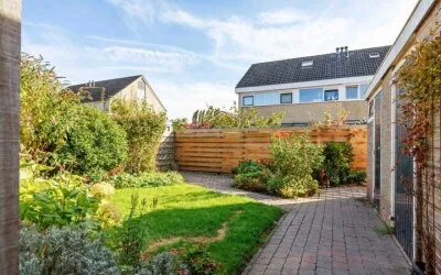 Twee-onder-één-kap te koop: Farmsumerzijl 15, Oosterveld Farmsum