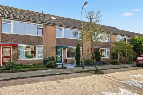 Tussenwoning te koop: Faunastraat 47, Plaszoom Wormer