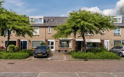 Tussenwoning te koop: Faustlaan 48, Operabuurt Amstelveen