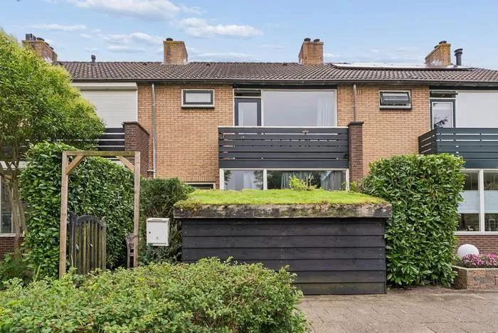 Tussenwoning te koop: Fazantenhof 126, Noordbuurt Eemnes
