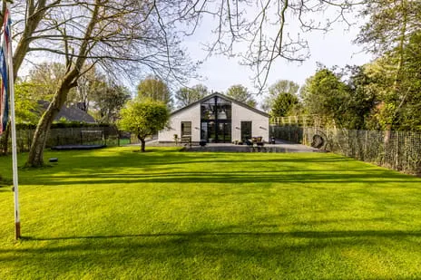 Vrijstaande woning te koop: Fazantenlaan 25, Vogelenzang Oostvoorne