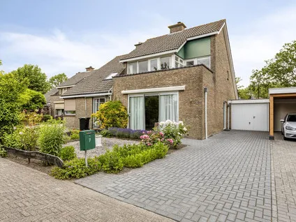 Tussenwoning te koop: Fazantenlaan 7, Nieuwerkerk Nieuwerkerk